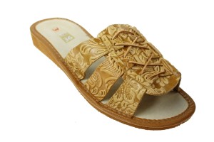 037-A. Laczki damskie z rzemieniem