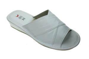 034-C. Laczki damskie  oblekane na krzyż białe