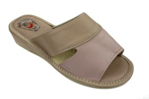 035-E. Laczki damskie oblekane pudrowy róż z beżem