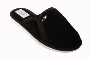 123-A. Laczki damskie pełne Pami płaskie welur z gumką DZG-G brązowe