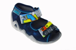 355. Obuwie chłopięce Befado 250 P 077