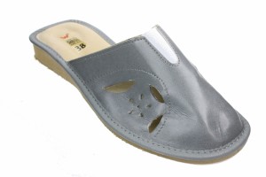 408-B. Pantofle kapcie damskie Wójciak skóra popielate