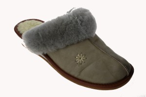 606-B. Laczki damskie ocieplane skóra haft brązowe