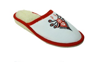 832. Laczki damskie ocieplane Pawlikowscy haft ecri