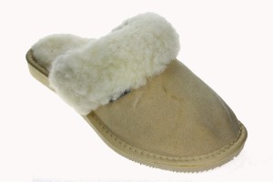 1101-C. Laczki damskie Wójciak na wełnie beżowe