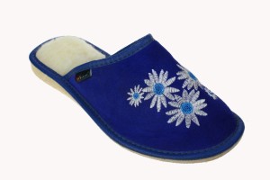 1118-A. Laczki damskie ocieplane Wójciak haft niebieskie