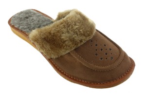 575. Laczki damskie Wójciak zamszowe ocieplane dziurki brązowe