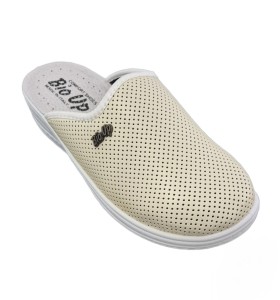 1796-F. Obuwie damskie medyczne włoskie bananowe perforowane